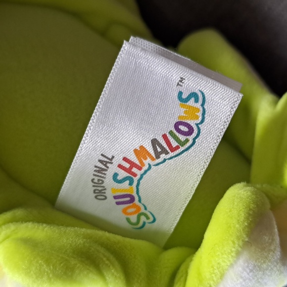 Squishmallows Duna Dumbo (Umbrella) Octopus Yellow Green 5" Plush Toy NWT - Picture 7 of 7